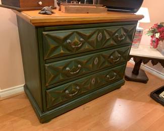 Very nice Drexel dresser