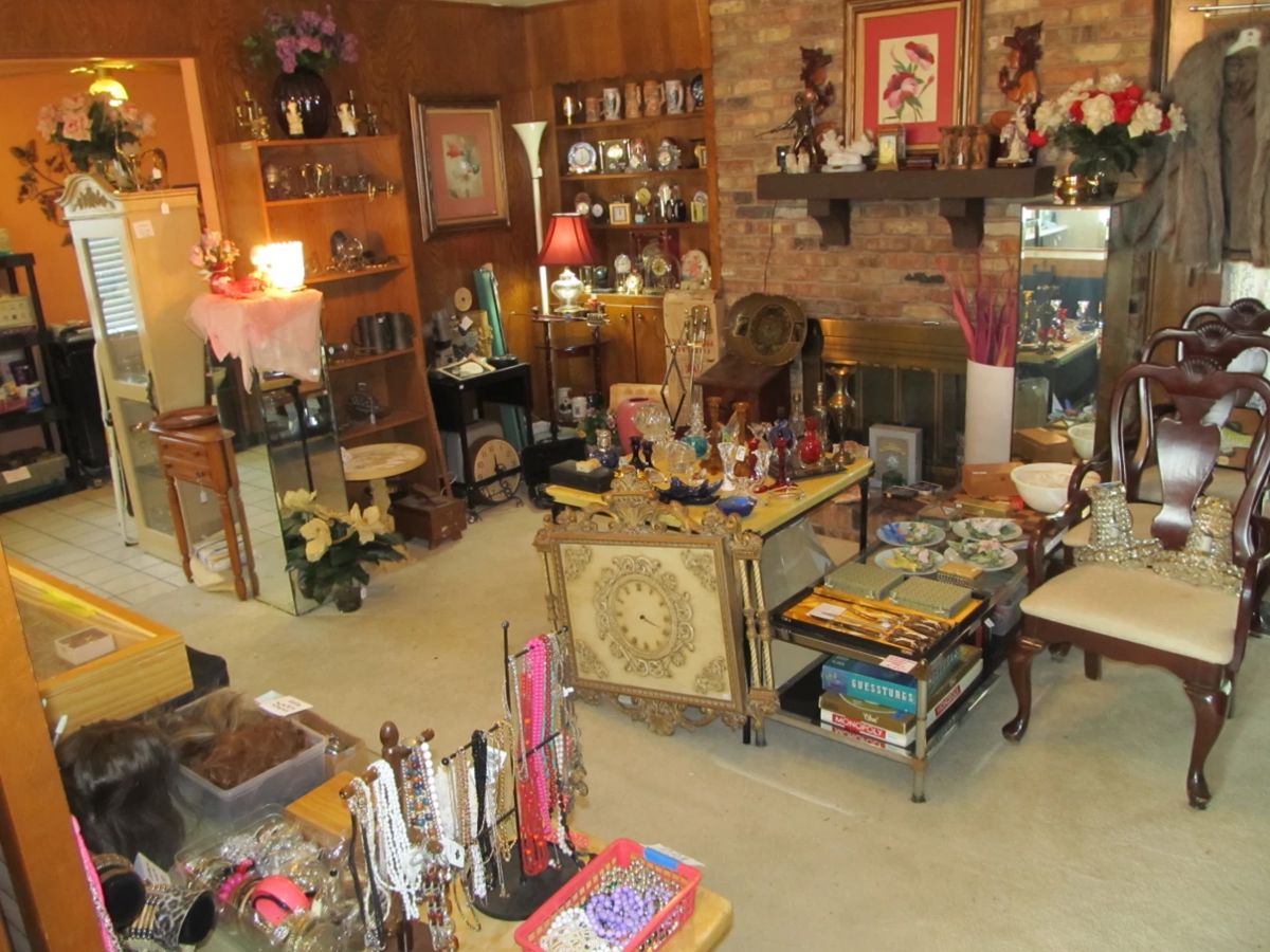 50 OFF HUGE Garland Estate Sale! starts on 11/2/2023