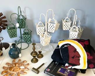 Metaaal Works & Sports Memorabilia