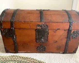 1800's Immigrant's Chest