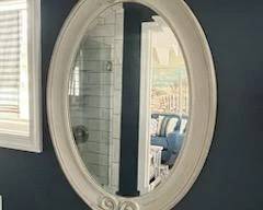 Wall mirror