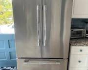 Stainless steel VIKING refrigerator with French doors. Model RDDFF236SS03