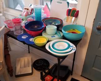 Kitchen storage and serving ware