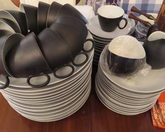 Raymond Loewy "Charcoal" dinner set , 79 pieces.