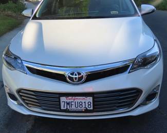 2015 Toyota Avalon. 8900 original miles. !!!!!