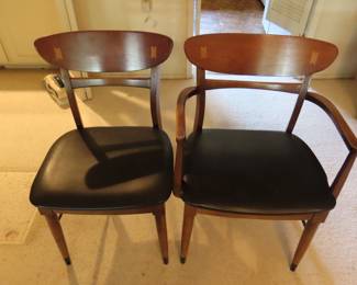 Lane dining table/6 chairs.