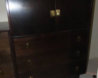 Kalpe tall cabinet and drawers.