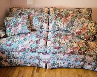 Floral Sofa Bed, Very Clean                                            
65 x 36 x 35