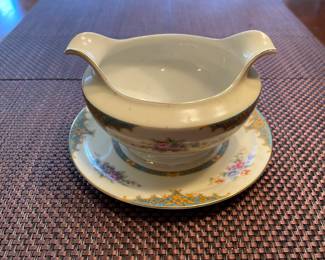 Meito Niles Gravy Boat