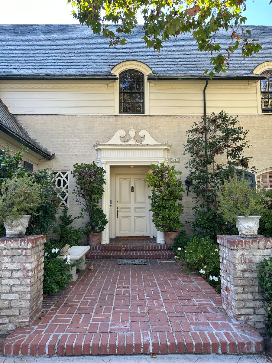 Historic Windsor Square, Hancock Park, Estate... starts on 11/3/2023