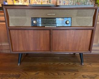 Radionette, high, Fidelity stereo from Norway