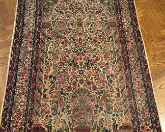 Persian Style wall area rug