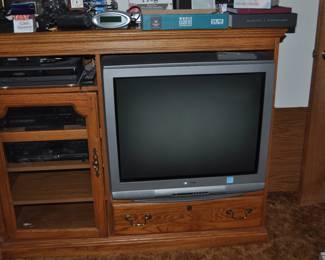 Entertainment center 