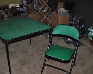 Vintage card table and 4 chairs 