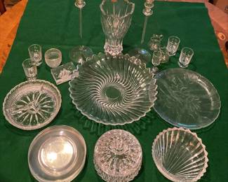 https://www.ebay.com/usr/agesagoestatesales CV1051 LOT OF GLASS, SERVEWARE, CANDLEHOLDERS AND CUPS 20 PCS