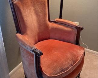https://www.ebay.com/usr/agesagoestatesales CV1020 ORNATE PEACH COLOR VINTAGE ARM CHAIR