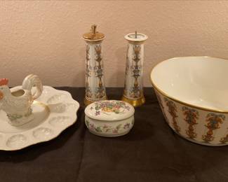 https://www.ebay.com/usr/agesagoestatesales CV1041 LOT OF LENOX CERAMIC DISHES, LARGE BOWL SP, EGG TRAY AND TRINKET