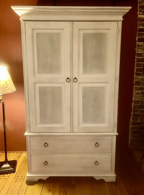 Lexington upright cabinet