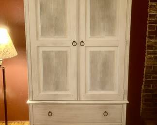 Lexington upright cabinet