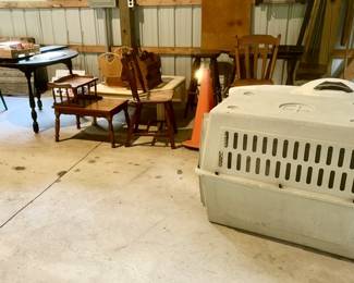 black painted table w/ one leaf, misc. tables and chairs, dog crate