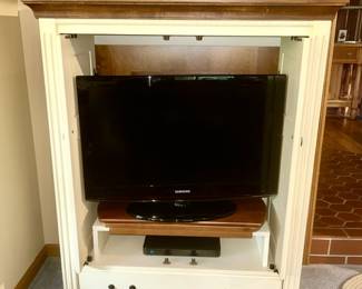 Ethan Allen TV/entertainment cabinet (SOLD) flatscreen TV