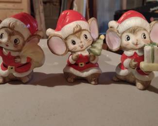 Vintage HOMCO Christmas Decor
