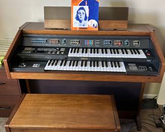 Yamaha Organ