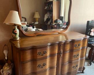 solid wood dresser with mirror