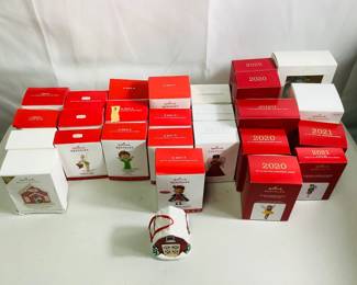 JUCR303 Hallmark Keepsake Xmas Ornaments Collection I Wide variety of years in these collectibles from 2011 - 2021. Ornaments are in original packaging