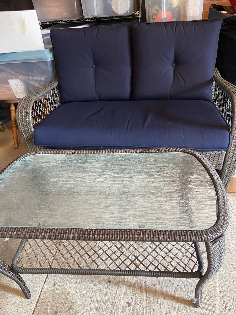 BARN/ESTATE LIQUIDATION SALE! in Flint, MI starts on 11/1/2023