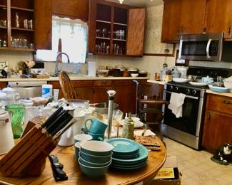 Kitchen accessories.