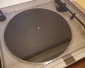 Magnavox Vinyl Record Player 