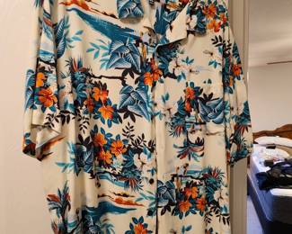 XL, XXL sizes and a few L's