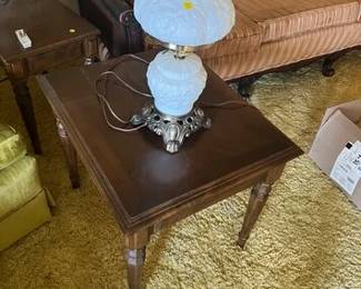 END TABLE AND LAMP