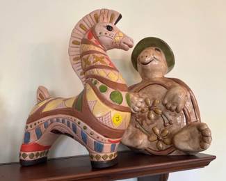 VINTAGE POTTERY DECOR