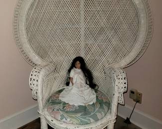 Pair of extra large rattan peacock chairs in excellent condition (sold separately)