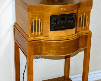 Radio / Record Player