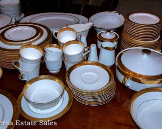 Large Mikasa  Dinnerware Set