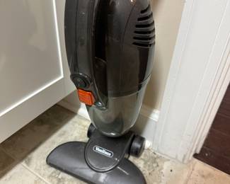 A48 - $35 Vonhaus Vacuum
