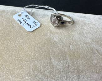 J7 - $400. 18kt & diamond. Size 5. 