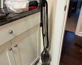 A48 - $35 Vonhaus Vacuum