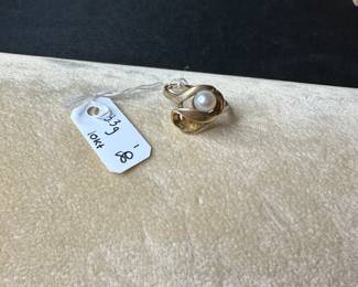 J2 - $80. 10kt. 3.3 grams. Missing 1 pearl. 