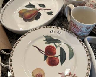 A101 - $15 9 pc set. 