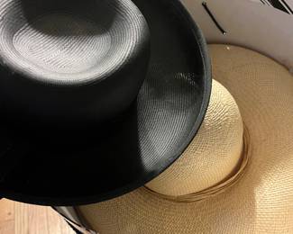 Large collection of vintage hats