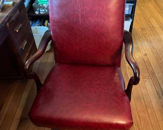 Beautiful vintage desk chair