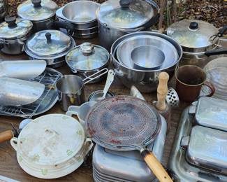 Pots pans 