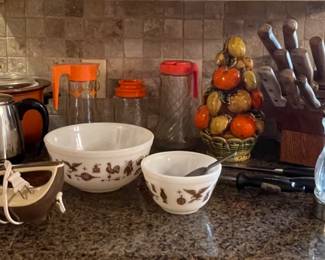 Pyrex, Vintage Crock Pot, Tang Pitcher, Knife Set