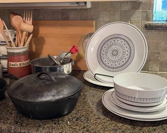 Vintage Corning-ware Graffia Dish Set, Cast Iron 