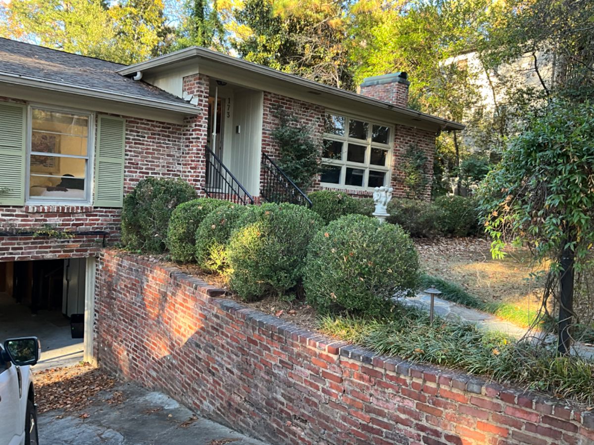 Bryant Estate Sales in Mountain Brook Saturday... starts on 11/4/2023