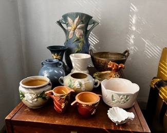 Roseville, Weller, Muncie pottery